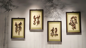 ���������������@ʾ�aƷ���v�Ї����������^